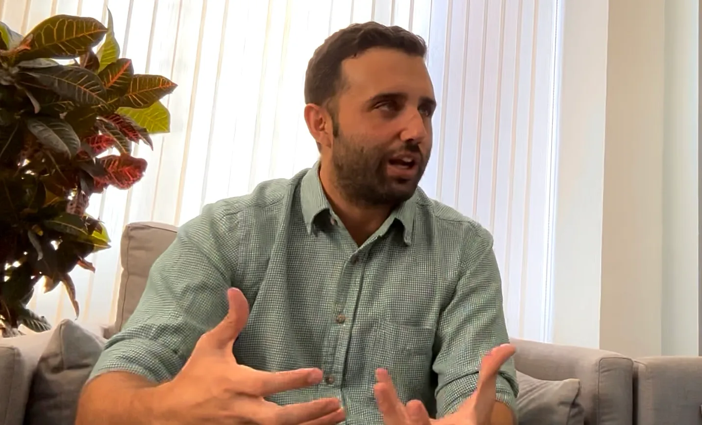 Entrevista de Dario Moreno Alcalde de Sagunto Valencia España, sobre PowerCo Grupo Volkswagen y la gigafactoria en Sagunto. 