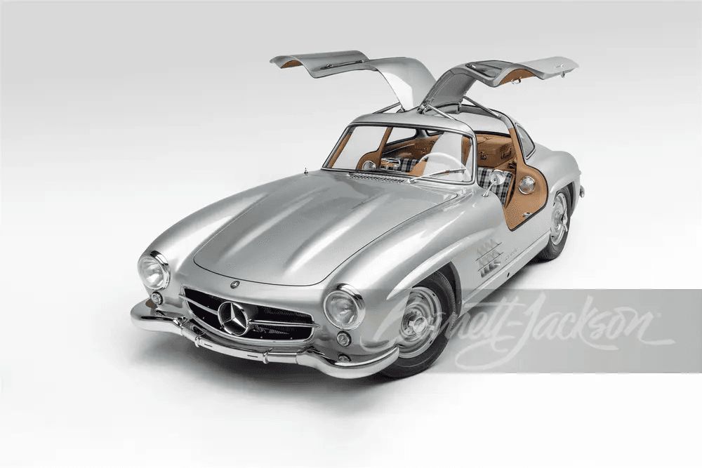 Mercedes-Benz 300SL Gullwing de 1956: Un Icono Restaurado a la Perfección