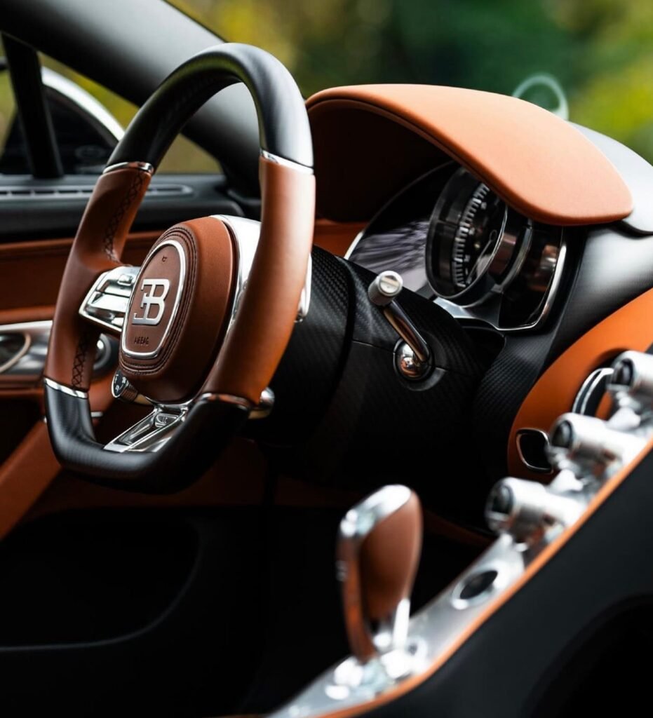 Interior Bugatti Chiron de 1.500 CV | EUROPA COCHE