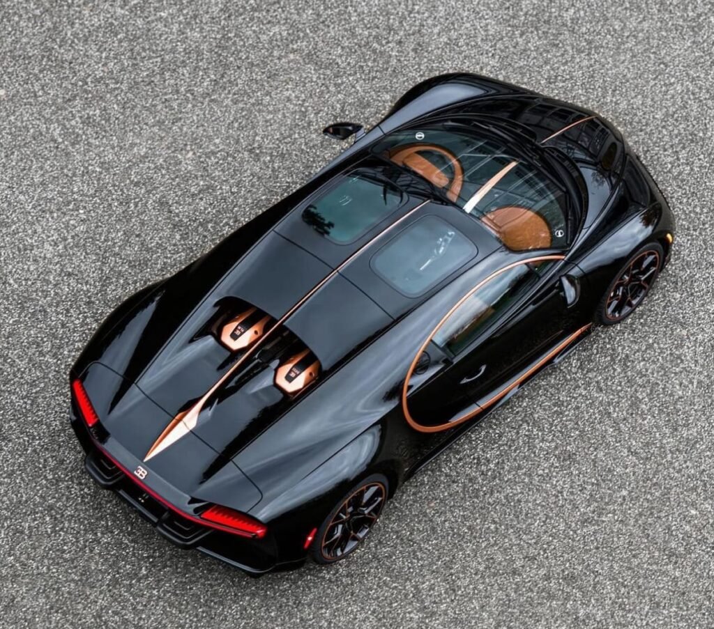 Exterior vista aérea Bugatti Chiron de 1.500 CV | EUROPA COCHE
