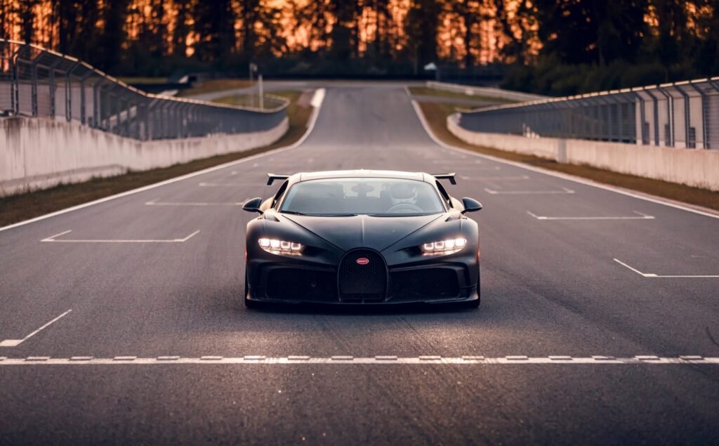 Estreno mundial y oficial del Bugatti Chiron Pur Sport | EUROPA COCHE