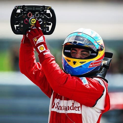 En 2010, Alonso fichó por Ferrari, la escudería más laureada de la fórmula 1