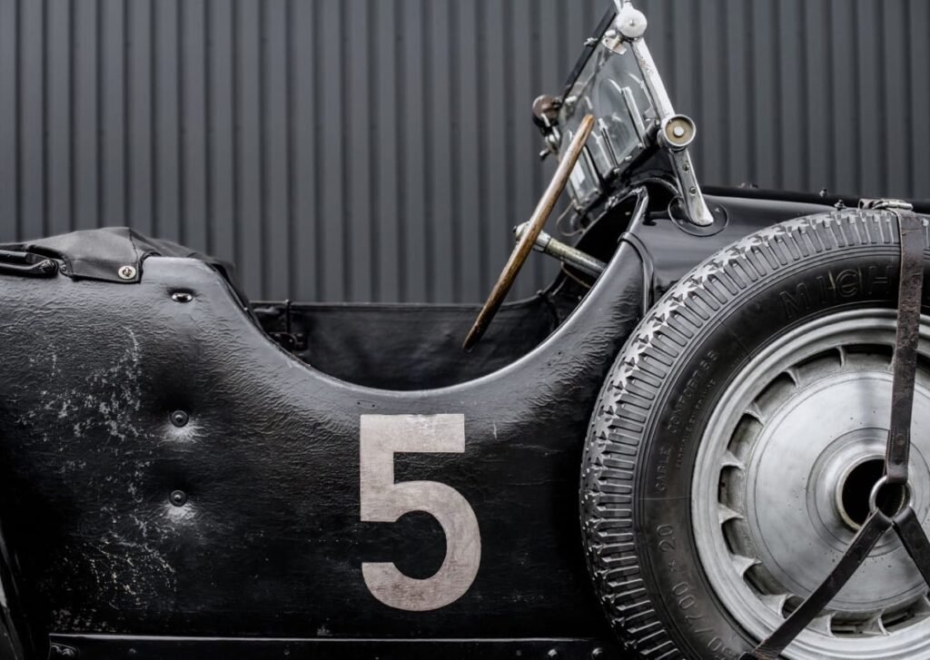 El numero 5 Bugatti Type 50S | EUROPA COCHE