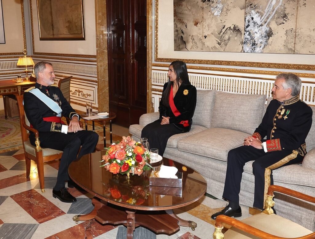 Relaciones diplomáticas entre España y Venezuela con la embajadora de Venezuela en España Gladys Gutiérrez