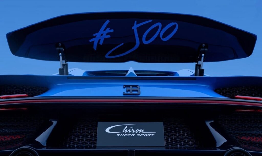 Aleron trasero con el grabado del # 500 como ultimo Bugatti el Chiron'L'Ultime' | EUROPA COCHE