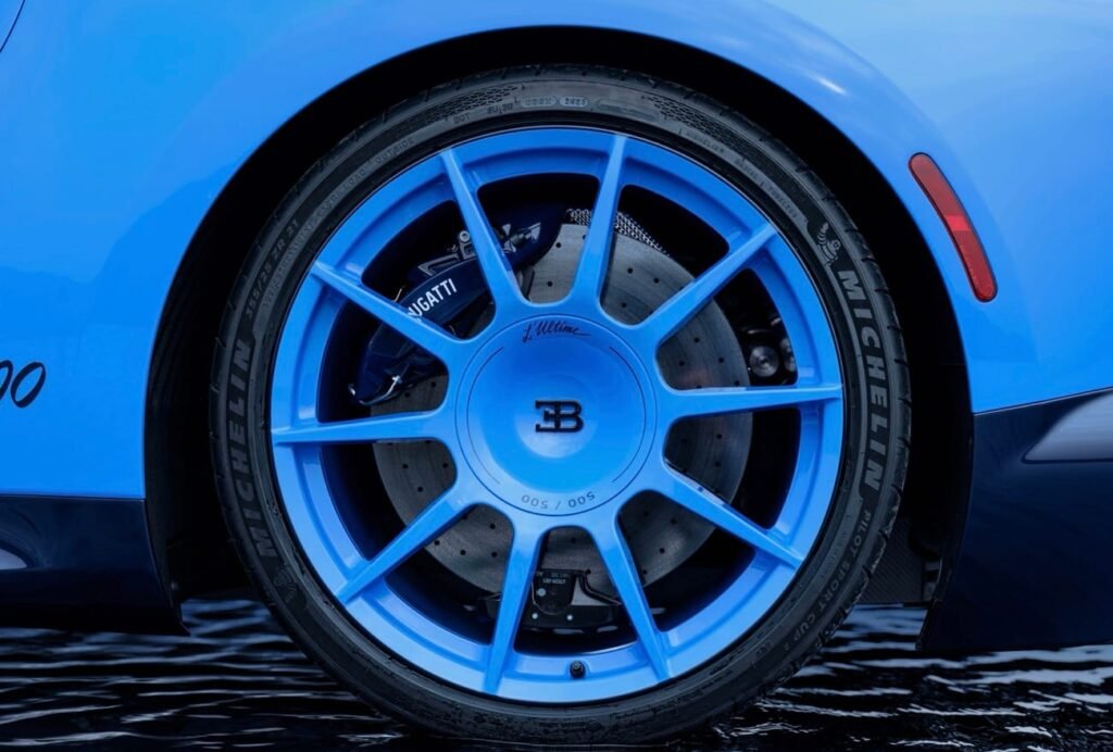 Rueda trasera Bugatti Chiron'L'Ultime' | EUROPA COCHE