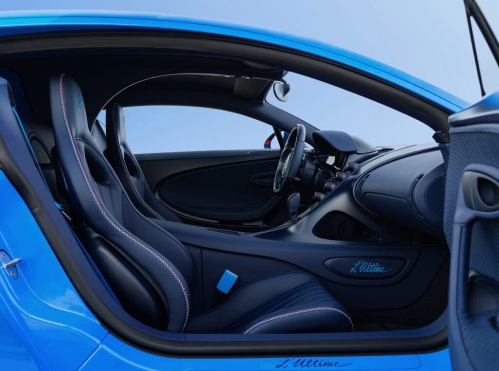 habitáculo  Bugatti Chiron'L'Ultime' | EUROPA COCHE