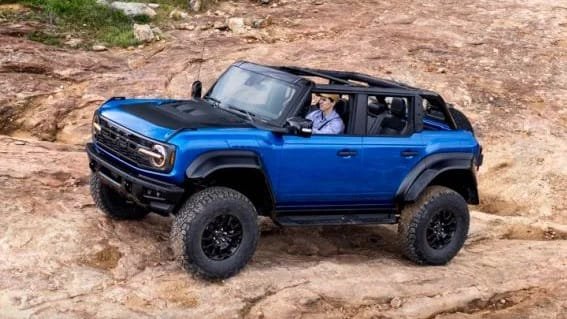 Bronco Raptor Black Appearance Package