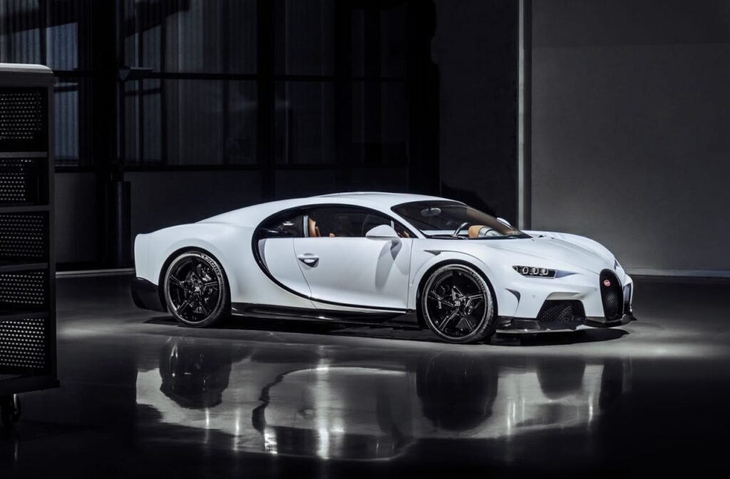VALLTRO: El Bugatti Chiron Por Sport cuenta con un motor W16 que genera 1500 CV una potencia incalculable para un hypercar | EUROPA