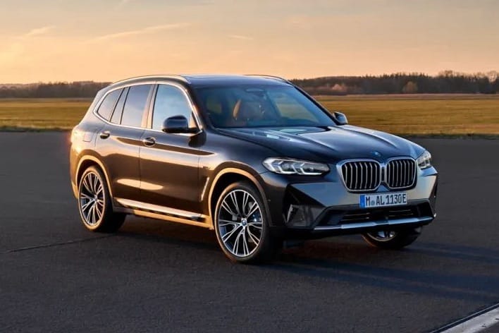 BMW X3 y BMW iX3 con Versiones M Competition características y precio.