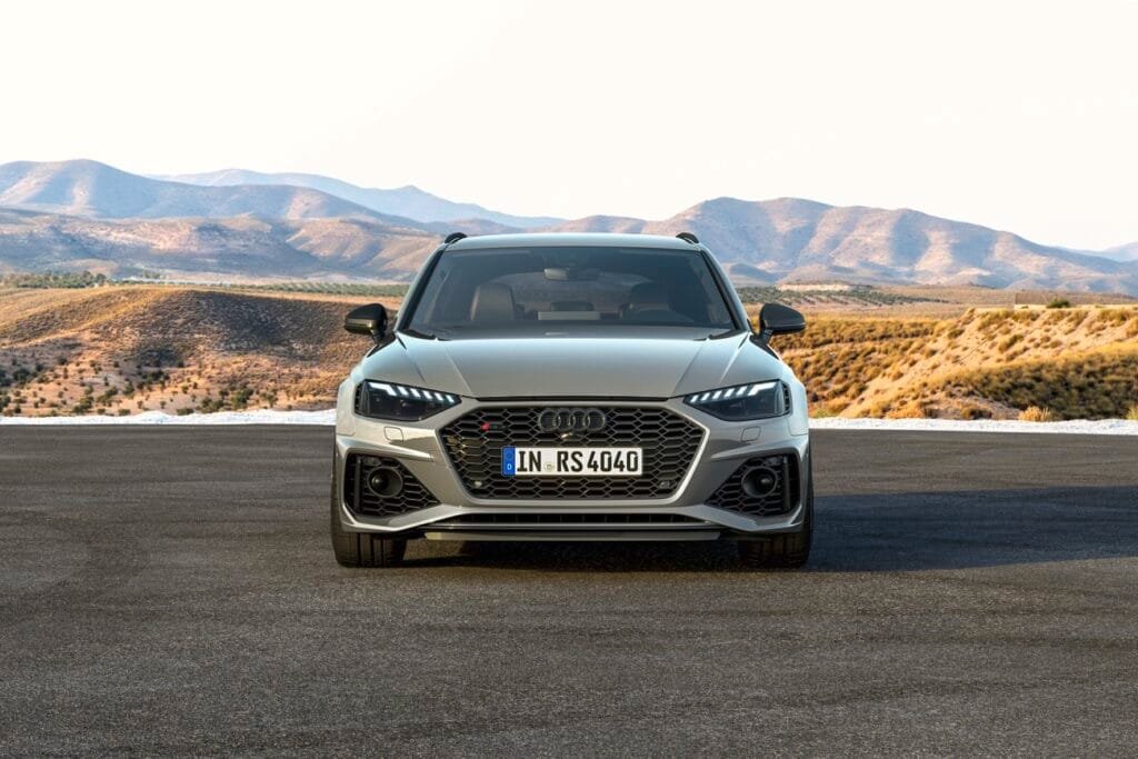 Audi RS 4 Avant delantero | EUROPACOCHE