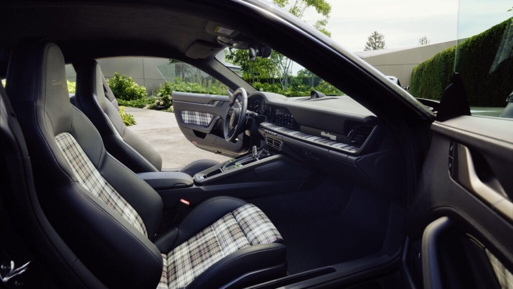 Habitáculo Porsche 911 Turbo 50 Years | EUROPACOCHE
