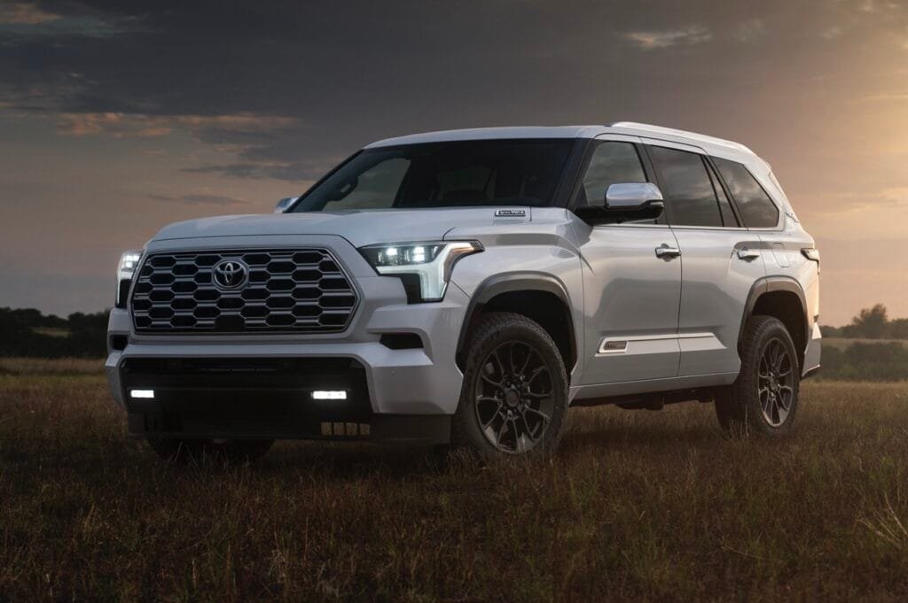 Toyota Sequoia 2025: Innovación, Potencia y Herencia Texana en su Máxima Expresión