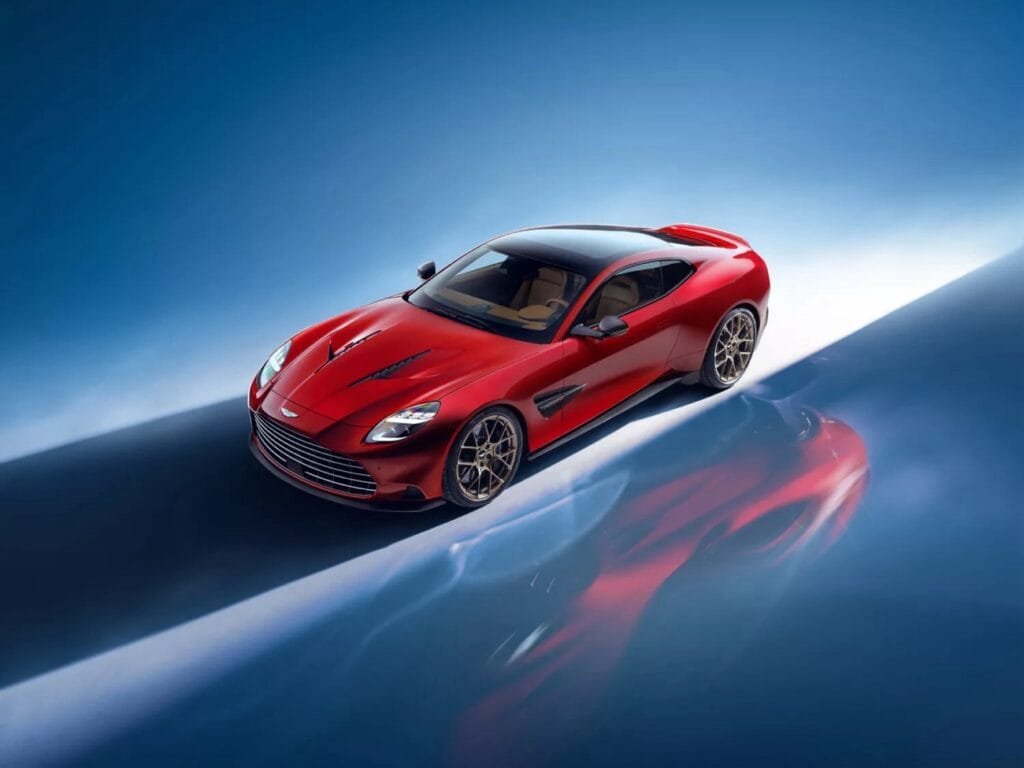 El Regreso Legendario del Aston Martin Vanquish: Un Renacimiento Sensacional para el V12.