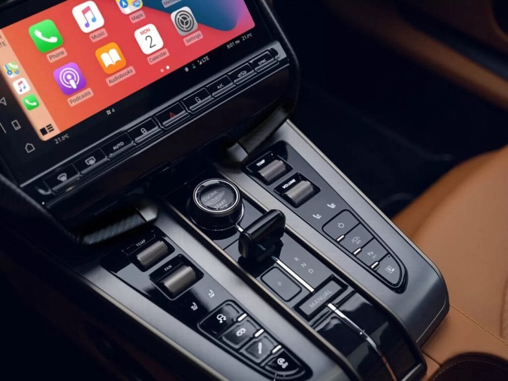 Multimedia CarPlay Aston Martin Vanquish | EUROPACOCHE