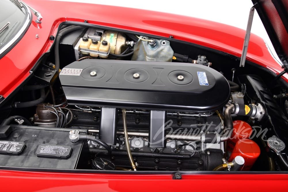 Máquina Ferrari 275 GTS/4 por Barrett Jackson | EUROPACOCHE