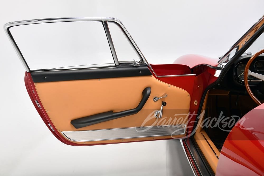 Puerta Ferrari 275 GTS/4 por Barrett Jackson | EUROPACOCHE