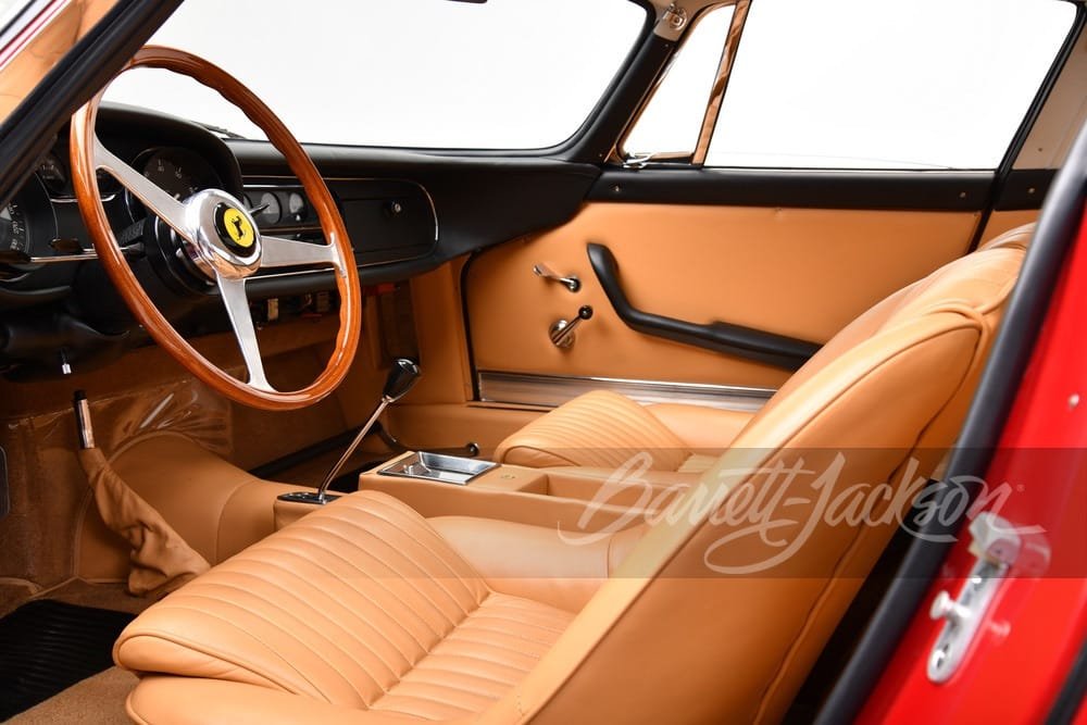 Habitáculo Ferrari 275 GTS/4 por Barrett Jackson | EUROPACOCHE