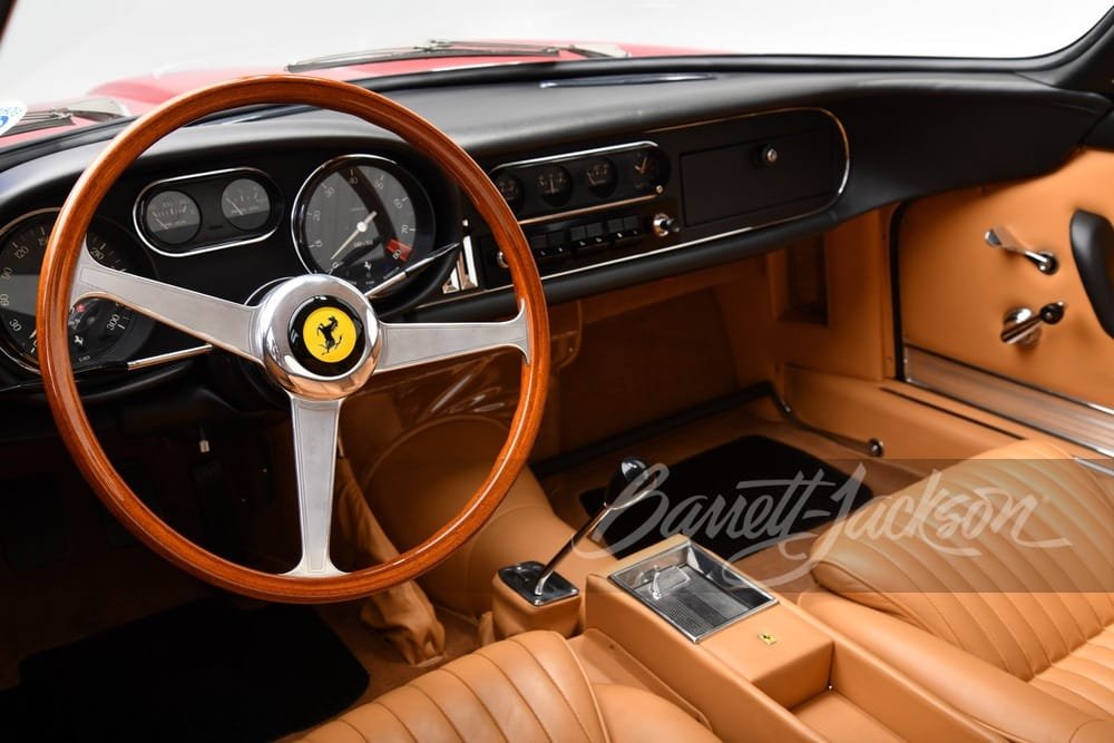 Volante Ferrari 275 GTS/4 por Barrett Jackson | EUROPACOCHE