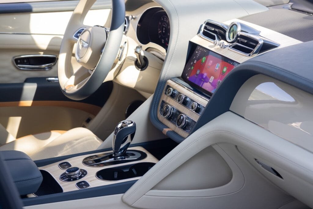 Interior Bentayga EWB Azure Riviera Collection | EUROPACOCHE