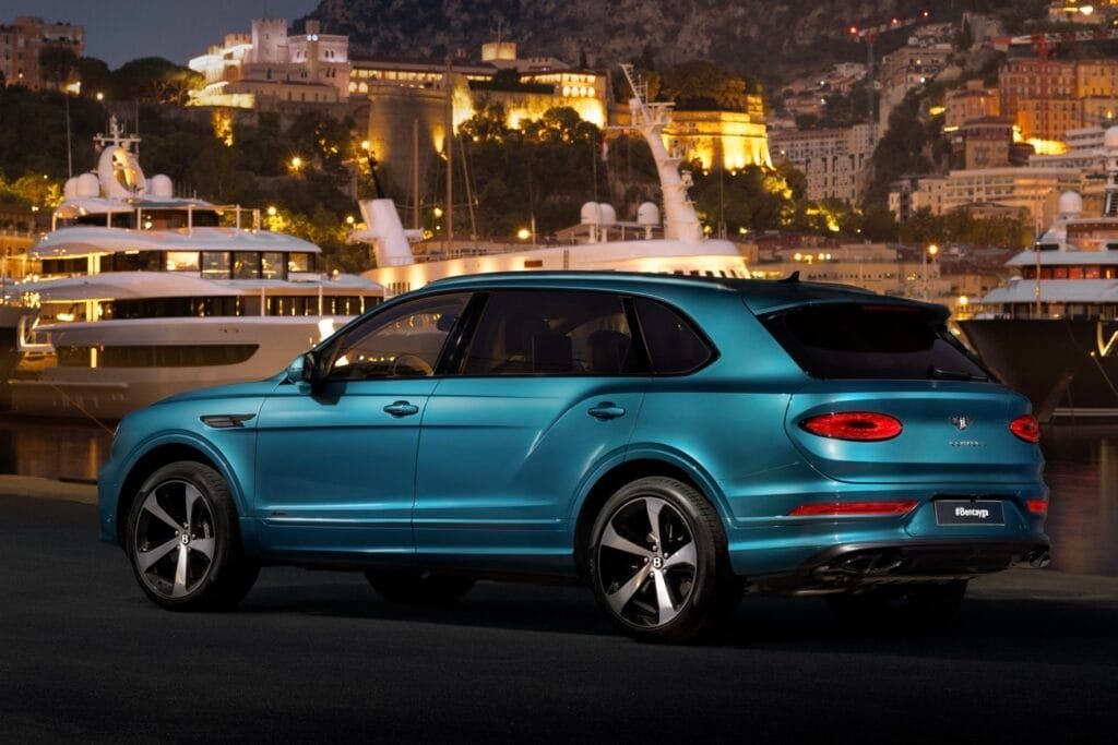 Precio lanzamiento del nuevo Bentayga EWB Azure Riviera Collection | EUROPACOCHE