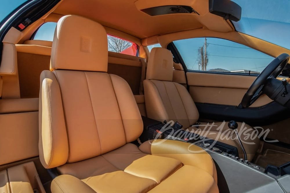 Interior Ferrari Testarossa de 1988 | EUROPACOCHE