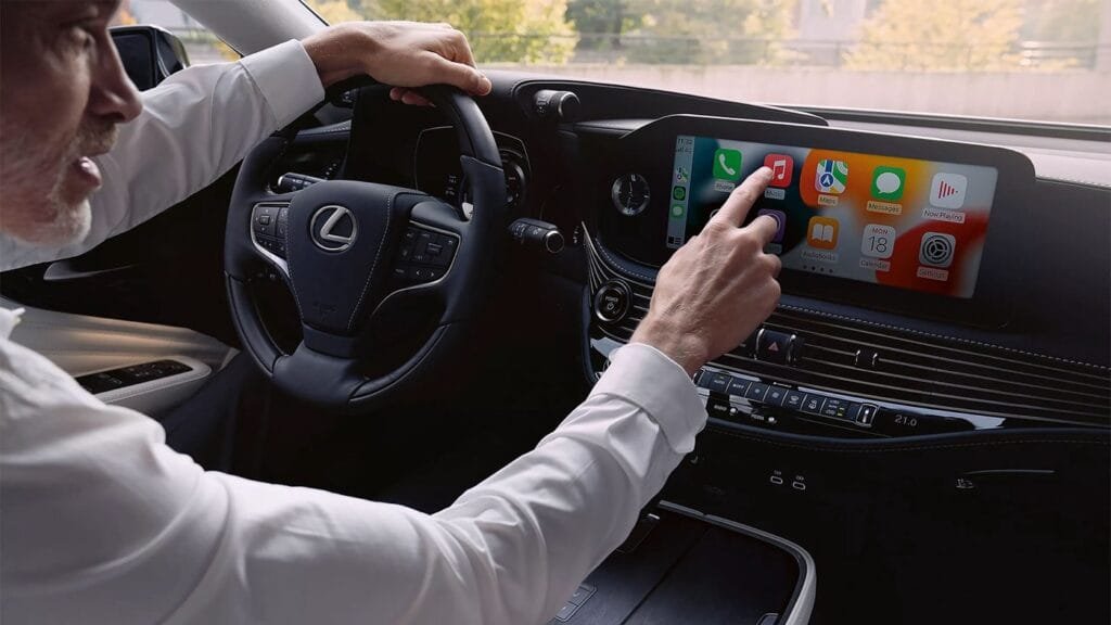 Interior habitáculo Lexus LS 2025 | EUROPACOCHE
