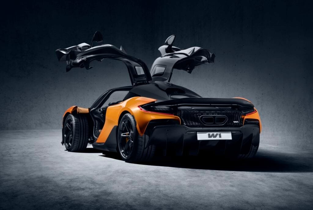 Estreno mundial del nuevo McLaren W1 | EUROPACOCHE