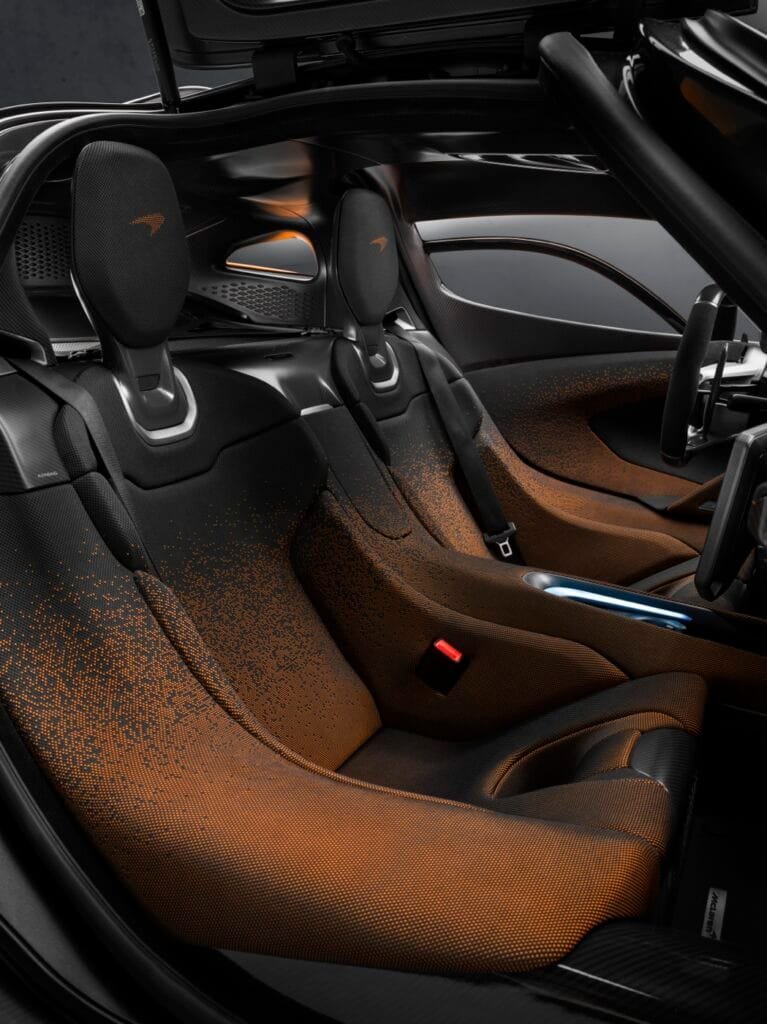 Interior asientos habitáculo McLaren W1 | EUROPACOCHE