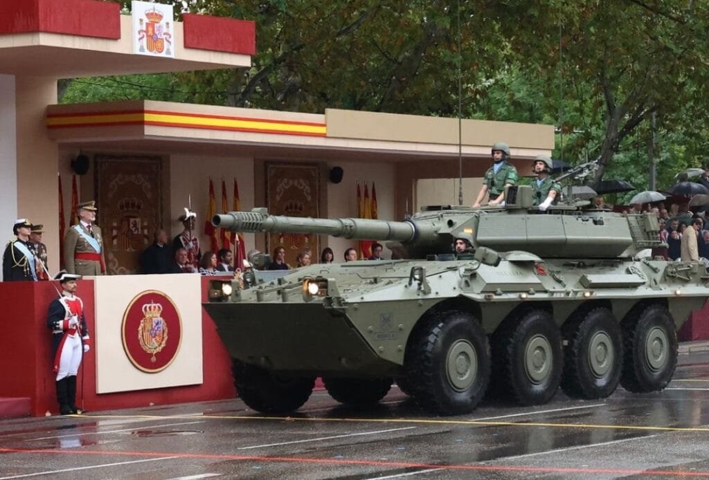Actualidad del desfile del Día de la Raza 2024 | EUROPACOCHE