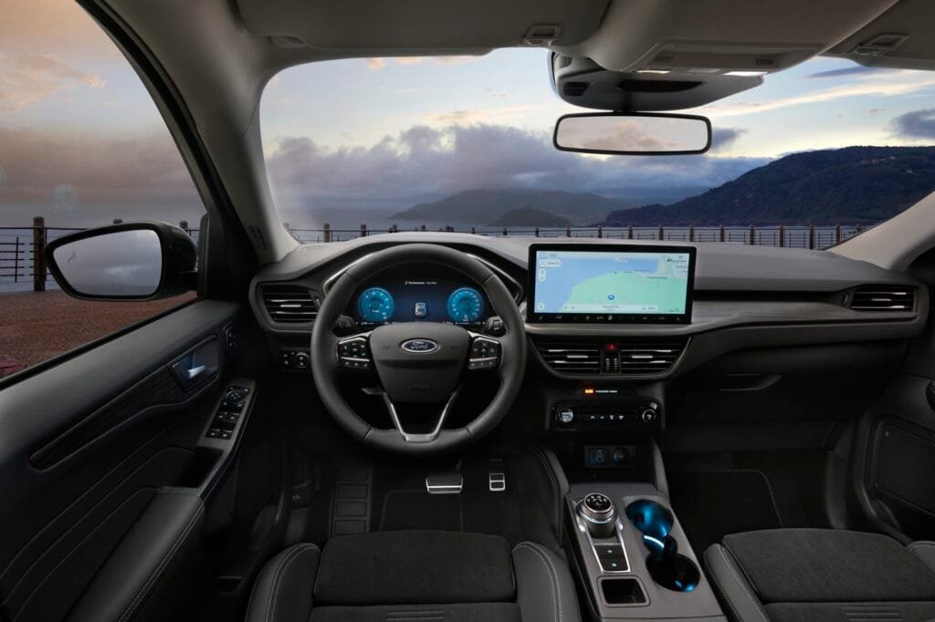 Interior Ford Kuga 2024 | EUROPACOCHE