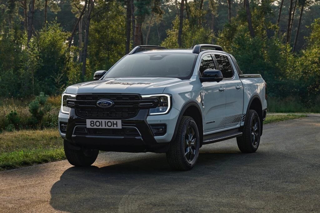 La Potencia Enchufable Llega a la Pick-Up Más Vendida de Europa: El Nuevo Ford Ranger Híbrido Enchufable
