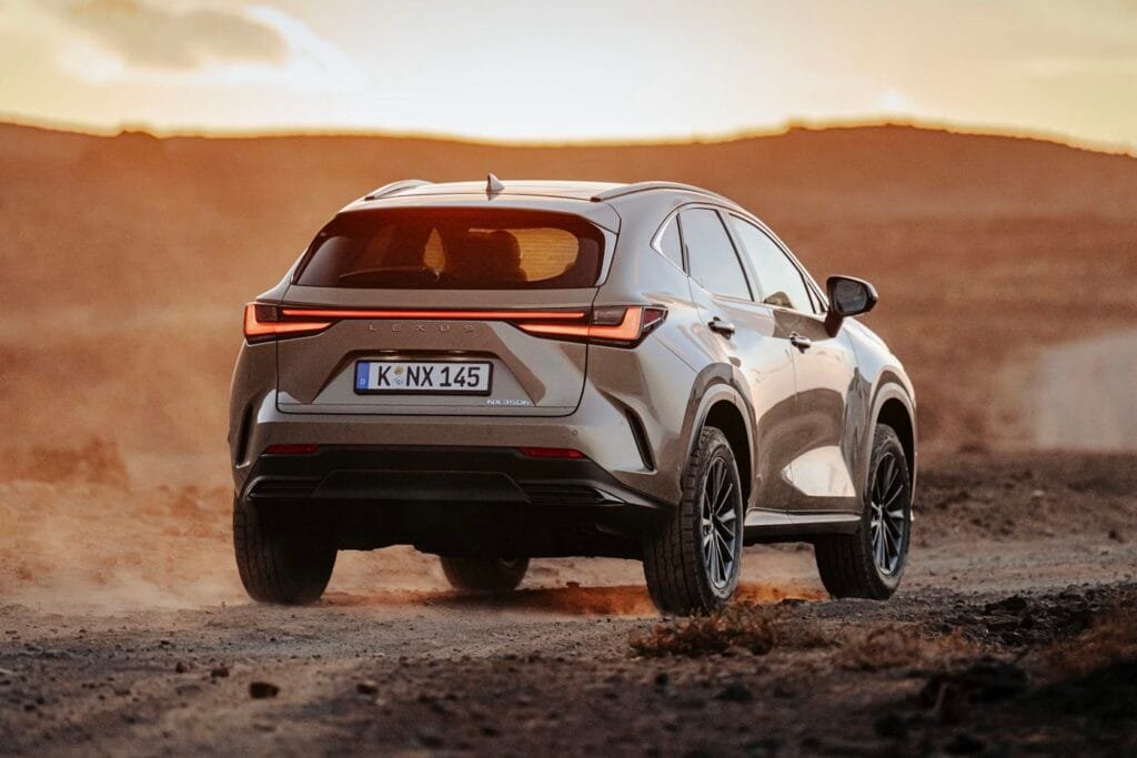 Potencia y rendimiento del nuevo Lexus NX Overtrail | EUROPACOCHE