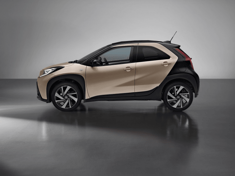 EXTERIOR Toyota Aygo X Cross 2022 | EUROPACOCHE.COM