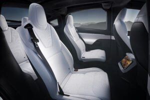 Asientos interior Tesla Model X 2025 | EUROPA COCHE