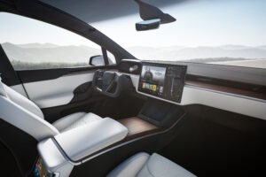 interior tablero Tesla Model X 2025 | EUROPA COCHE