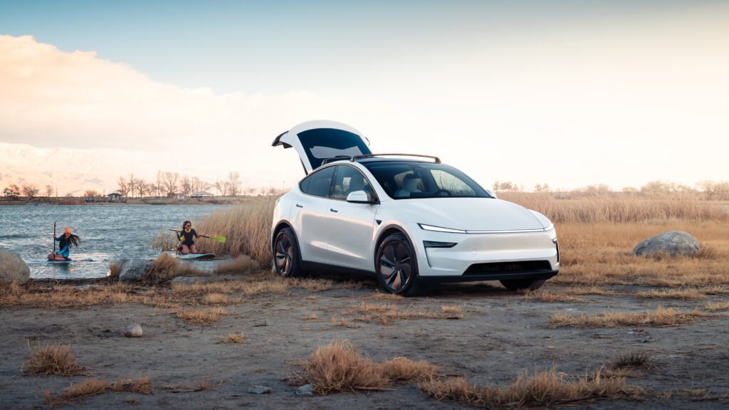 Travel Tesla Model Y 2025 | EUROPA COCHE
