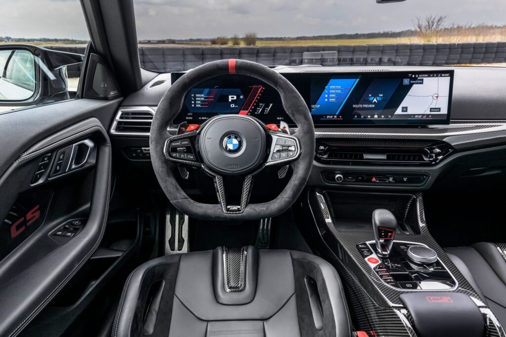 Volante deportivo M multifunción del BMW M2 CS 2025 | EUROPA COCHE