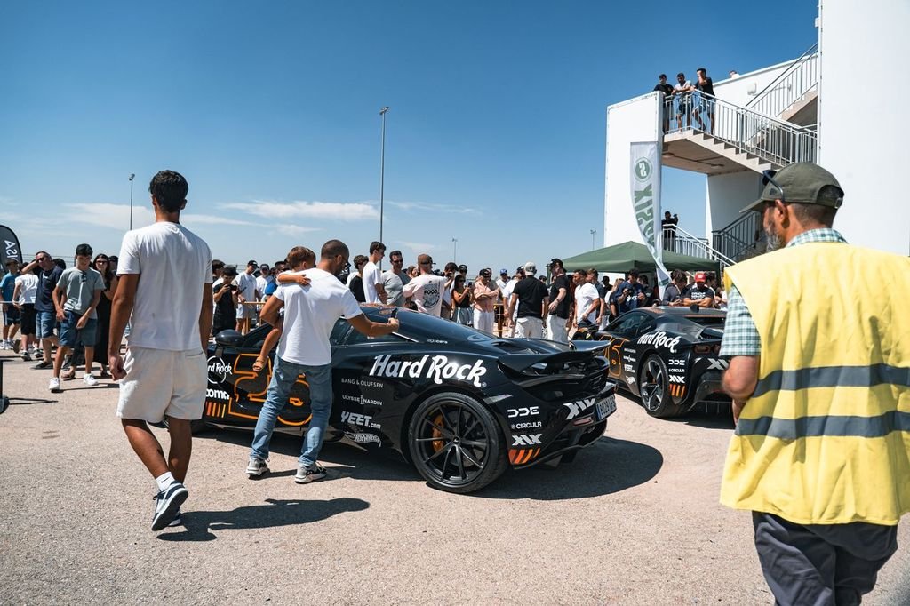 Valencia será parada oficial del Gumball 3000 Rally. Cooper lo revela en exclusiva y comparte con Europacoche todos los planes del tour europeo.