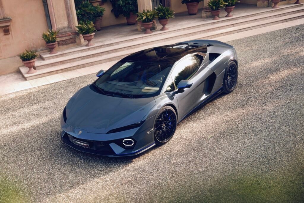 El Lamborghini Temerario “Porto Cervo” combina diseño exclusivo, tecnología híbrida y artesanía italiana, convirtiéndose en un superdeportivo de colección que destaca en carretera y circuito.