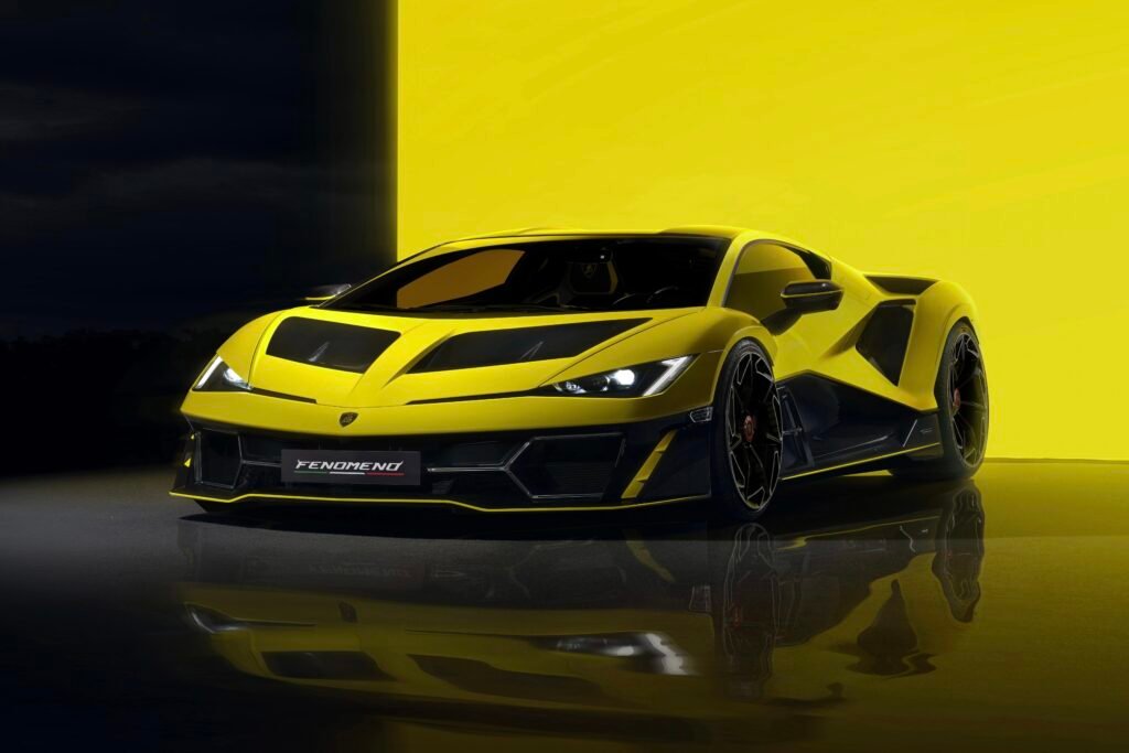 Lamborghini Fenomeno, el “Design Manifesto” con 1.080 CV y producción limitada a 29 unidades, combina un V12 atmosférico con tecnología híbrida y un diseño aerodinámico inspirado en la competición.