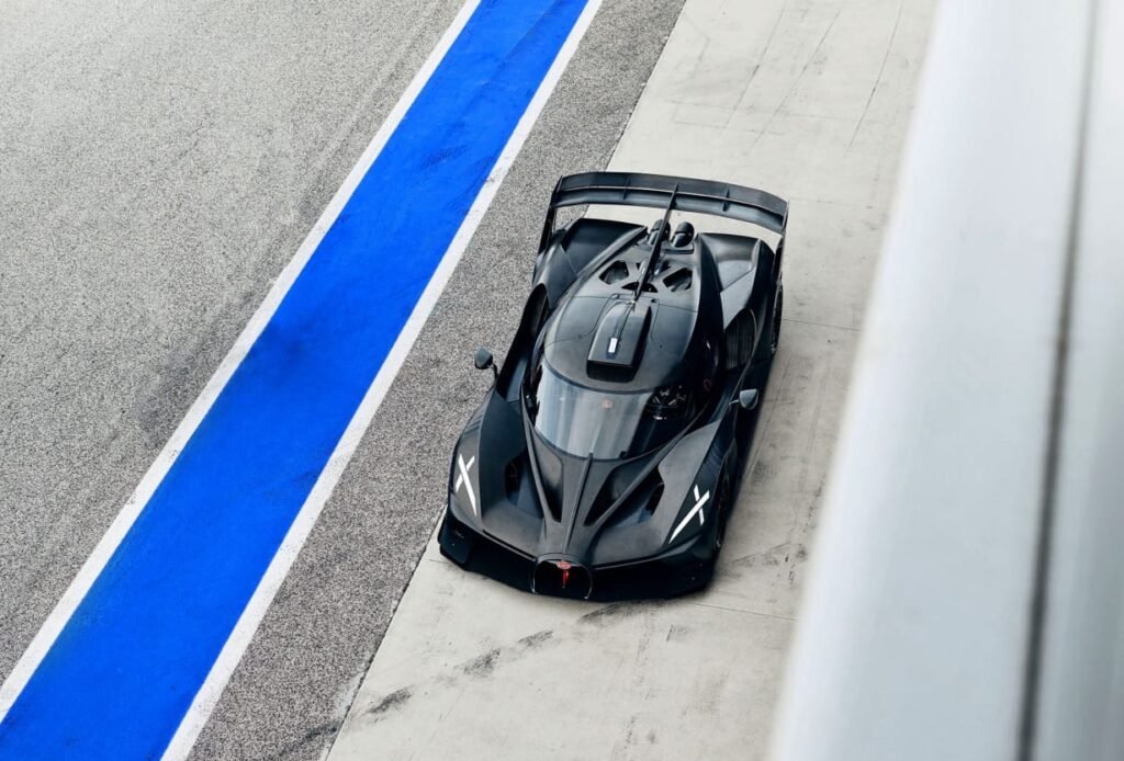 Bugatti rompe la barrera de la velocidad con el Bolide en 2024.