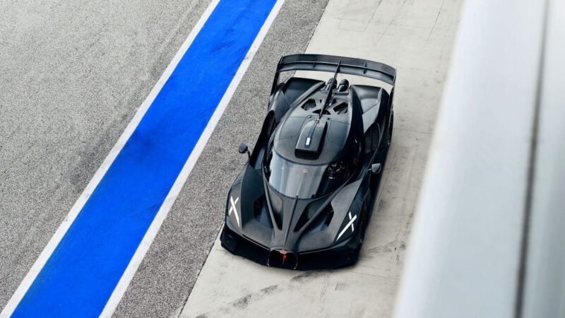Bugatti rompe la barrera de la velocidad con el Bolide en 2024.