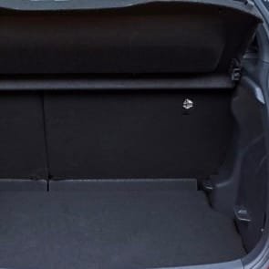 TOYOTA Yaris Style P. Premier Edition