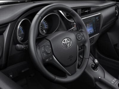TOYOTA Auris 2018