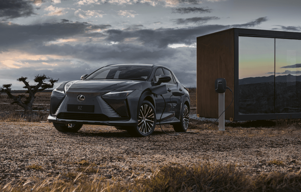 VALLTRO prueba el nuevo Lexus RZ 450e: el SUV eléctrico japonés que redefine la movilidad premium