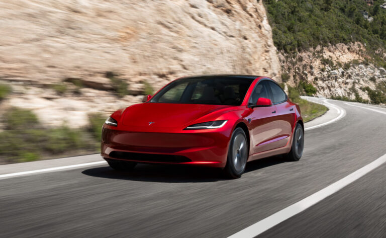Tesla Model 3 2025: El sedán eléctrico que redefine la movilidad premium