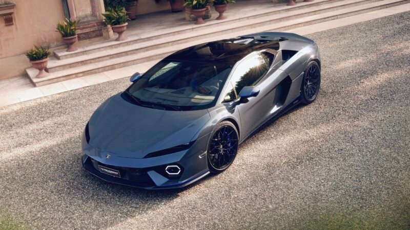 El Lamborghini Temerario “Porto Cervo” combina diseño exclusivo, tecnología híbrida y artesanía italiana, convirtiéndose en un superdeportivo de colección que destaca en carretera y circuito.
