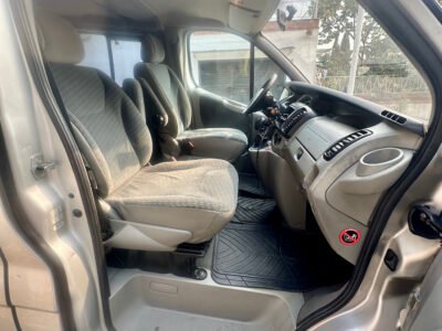 Furgoneta Nissan Primastar DCI 140 Avantour 7