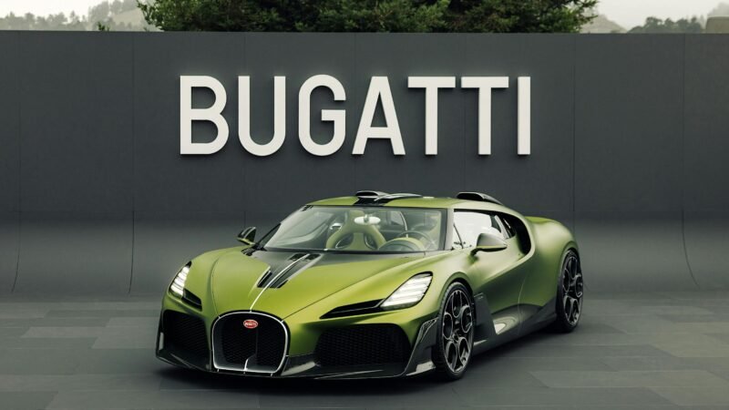 El Bugatti Brouillard, debutando en The Quail, A Motorsports Gathering, combina diseño artesanal, motor W16 de 1.600 CV y detalles exclusivos que rinden homenaje a la pasión ecuestre de Ettore Bugatti.